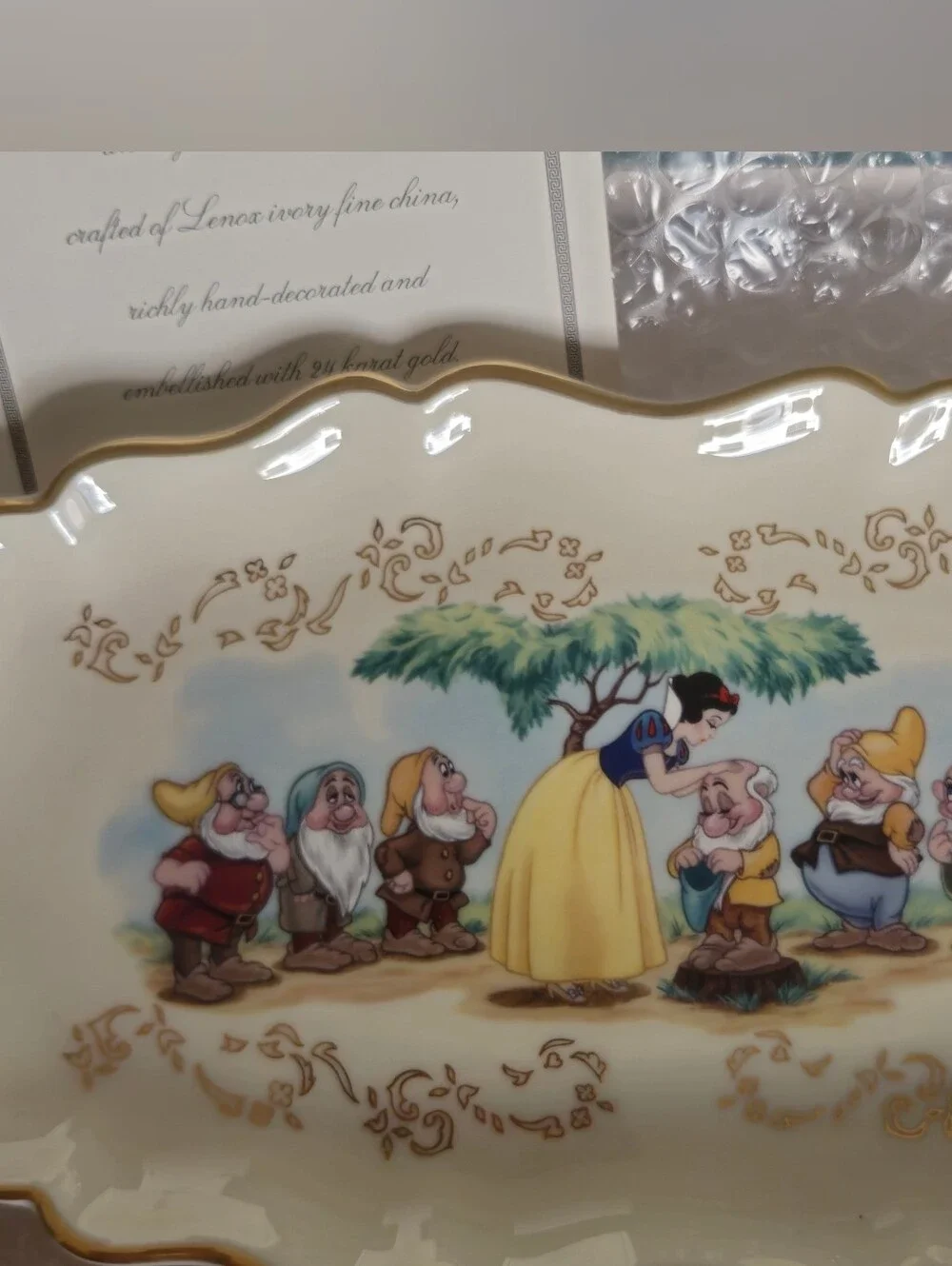 Snow White Porcelain Serving Dish with Gold Trim